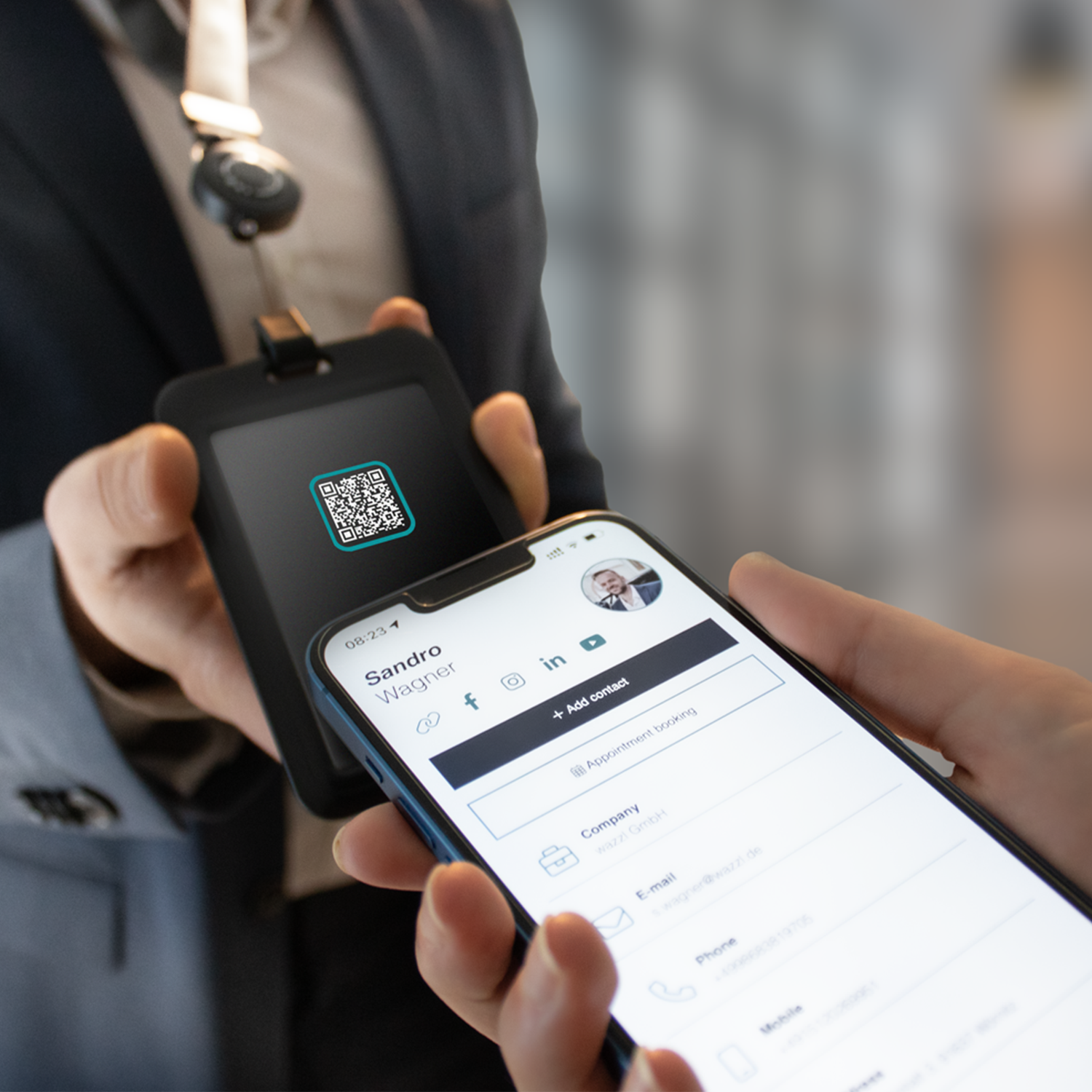 personalisierbarer Smartbadge - Digitale Visitenkarte NFC